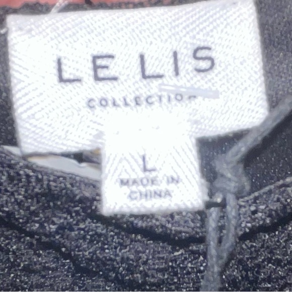 NWT Le Lis Black Lace Open Back Micro Romper / Bodysuit Romper Size Large - Picture 11 of 15